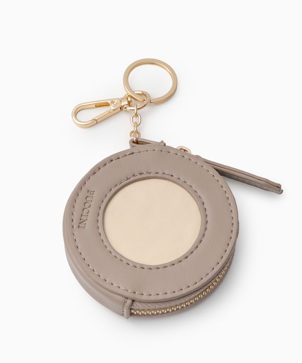 Charms do torebki saszetka na zamek beżowa